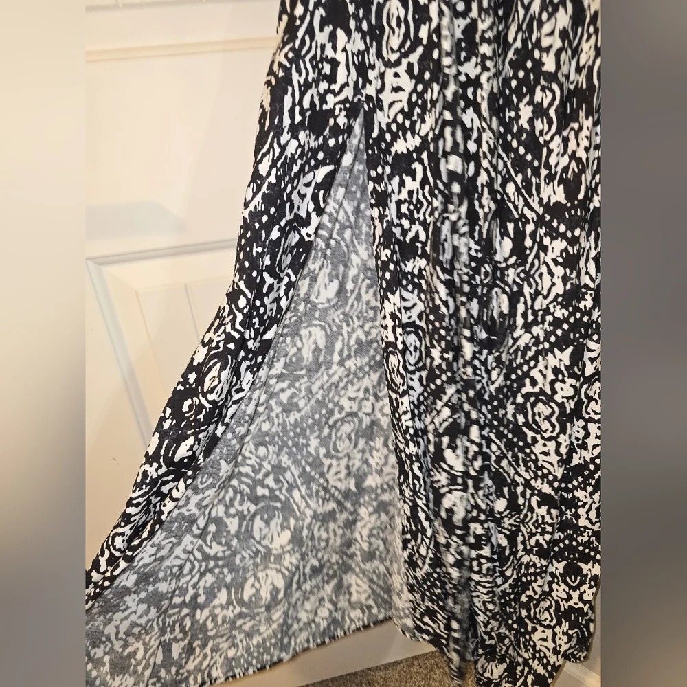 Abercrombie And Fitch Black and White Cutout Tie Back Maxi Medium Dress Long - Picture 13 of 13